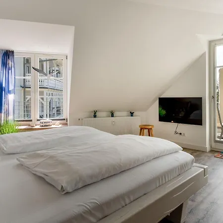 Fewo-lachmoeve-in-der-villa-vogelsang-im-ostseebad-binz Appartement Binz