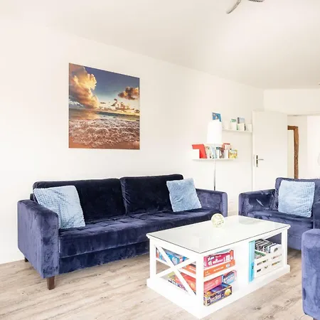 Appartement Fewo-lachmoeve-in-der-villa-vogelsang-im-ostseebad-binz